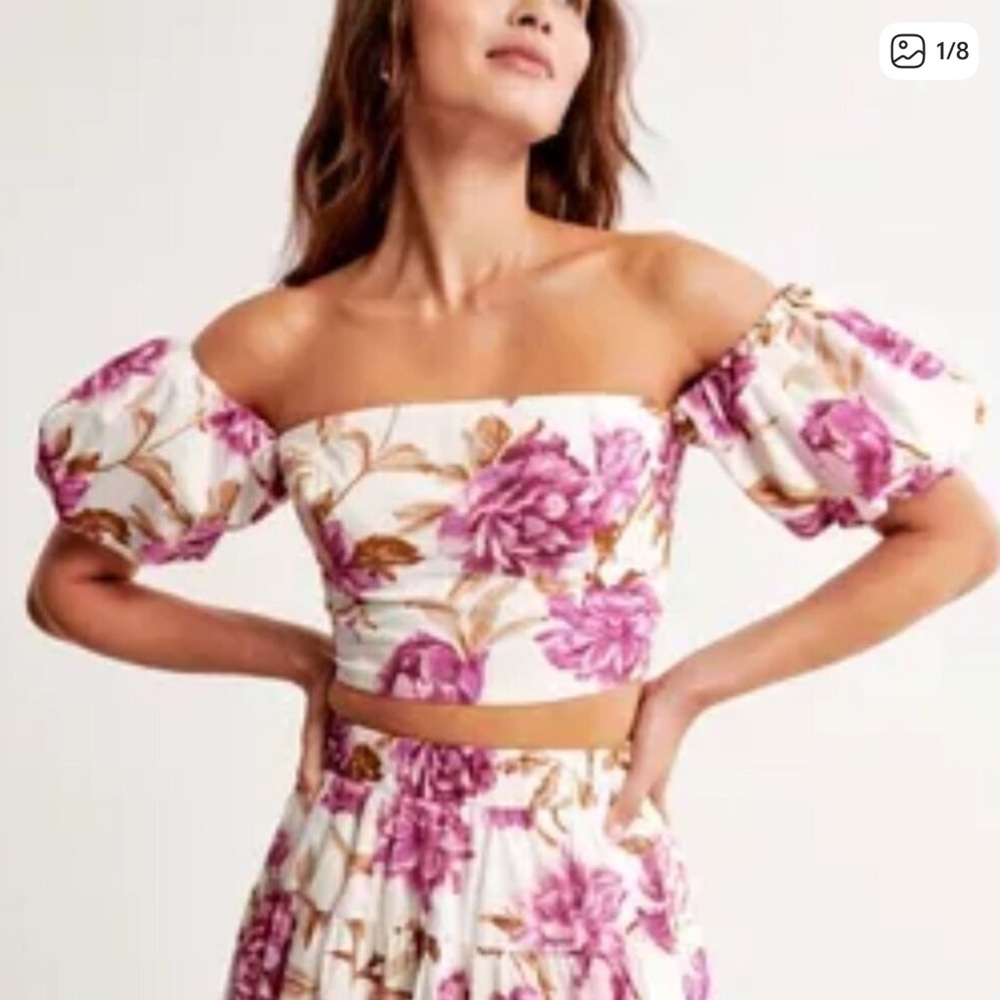 Abercrombie & Fitch White and Purple Floral Crop Top